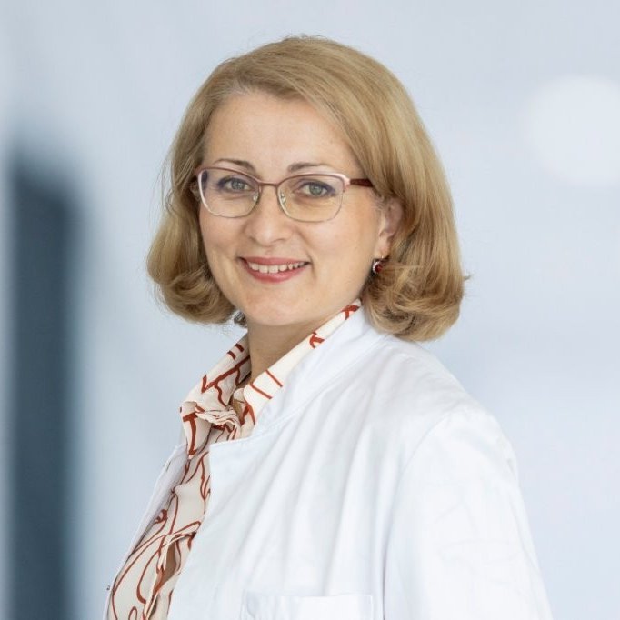 Bild - Dr. medic mr (Univ. Sarajewo) Mina Z. Masic
